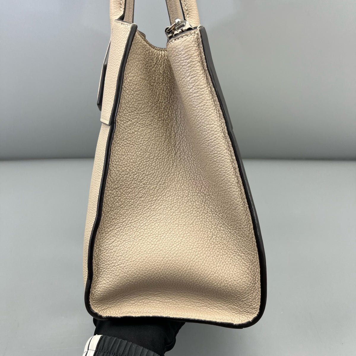 Louis Vuitton - City Steamer - Leather - Grey - (medium)