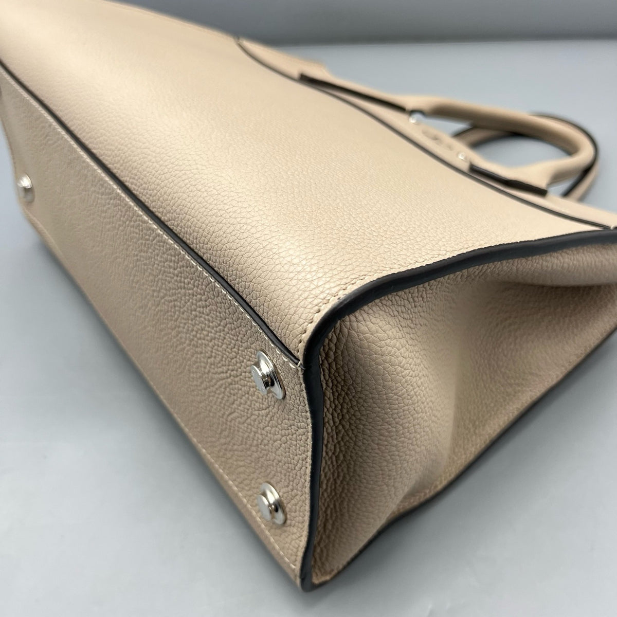 Louis Vuitton - City Steamer - Leather - Grey - (medium)