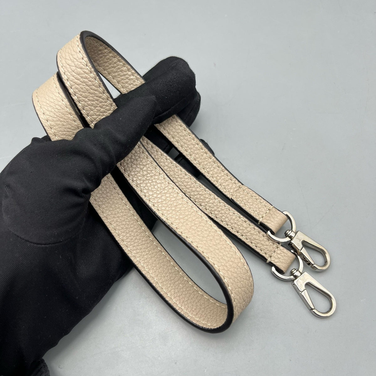 Louis Vuitton - City Steamer - Leather - Grey - (medium)