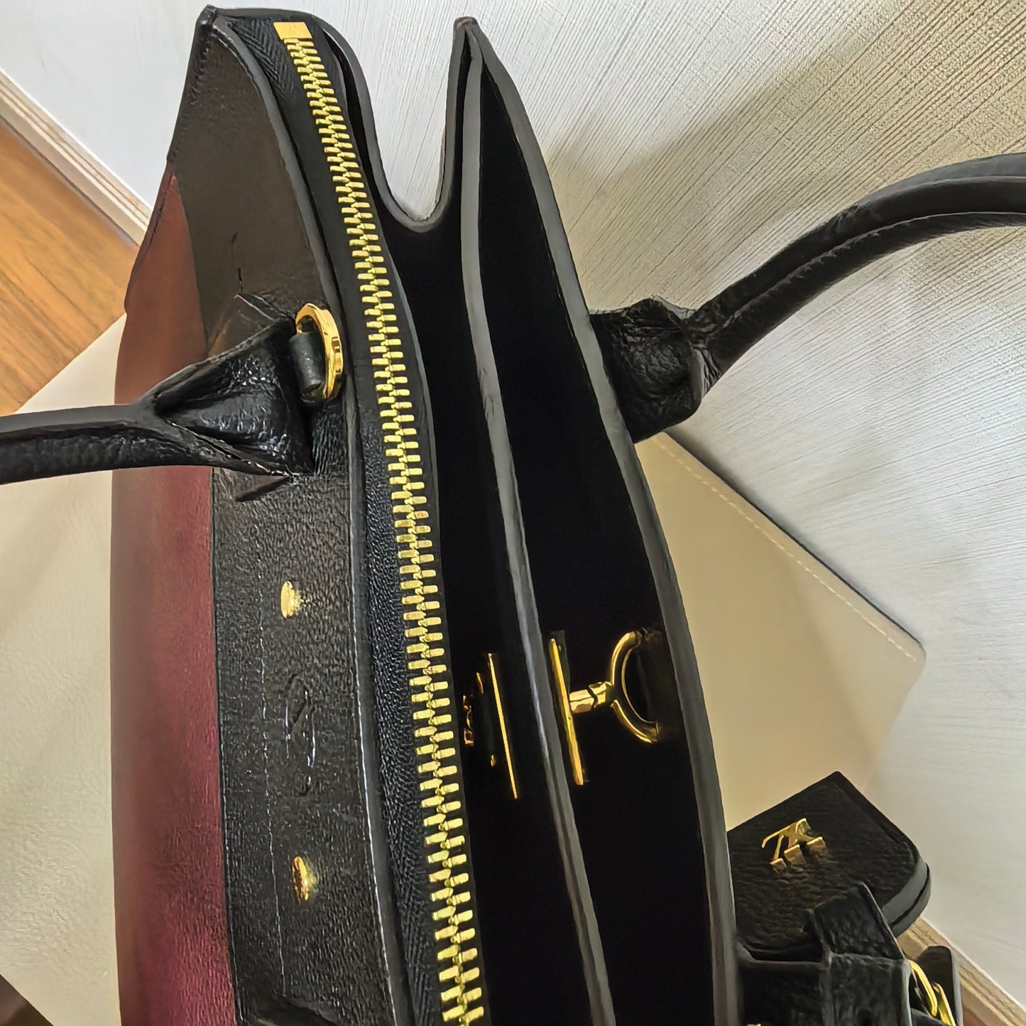 Louis Vuitton - City Steamer - Leather - Multicolour - (medium)