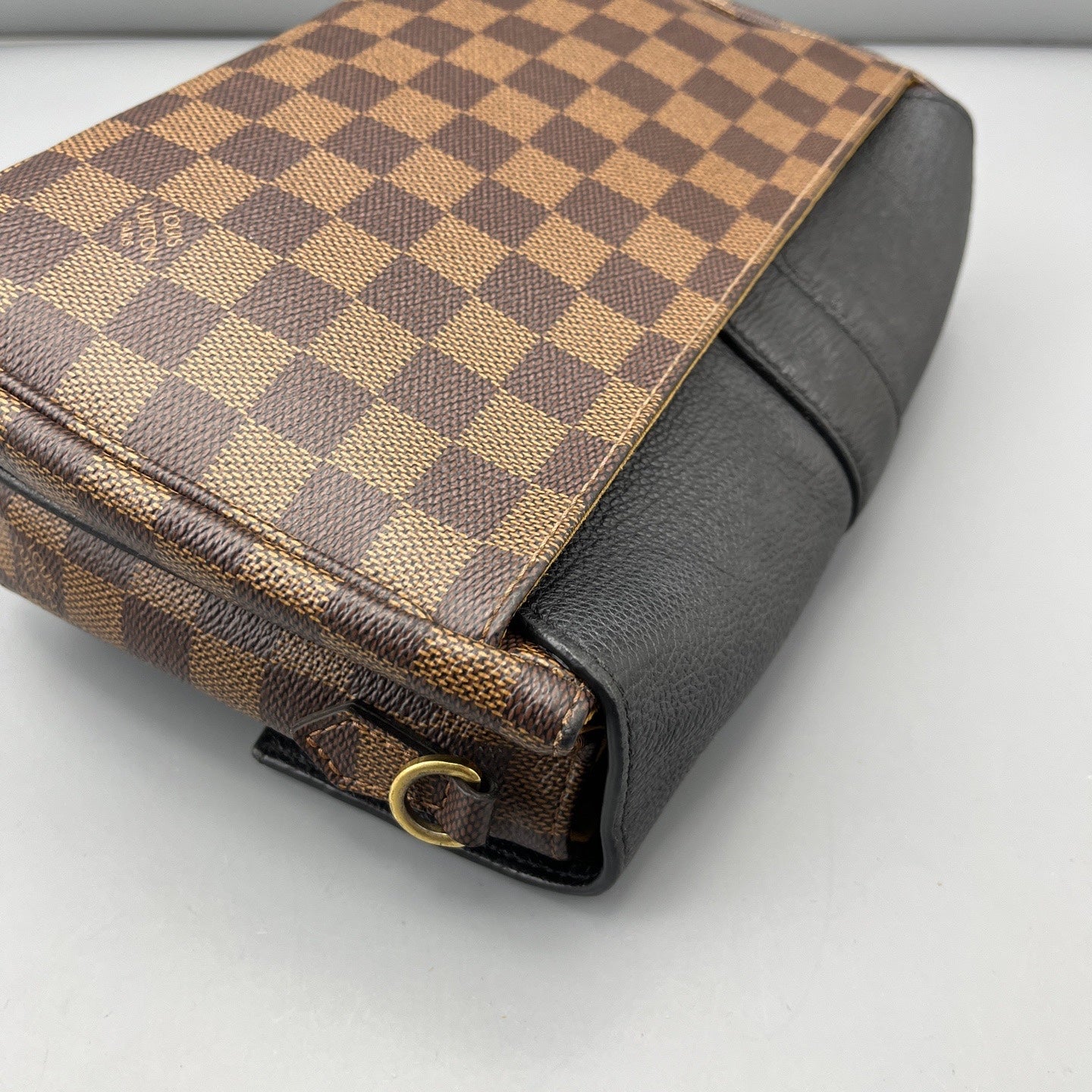 Louis Vuitton - Clapton - Leather - Brown - (small)