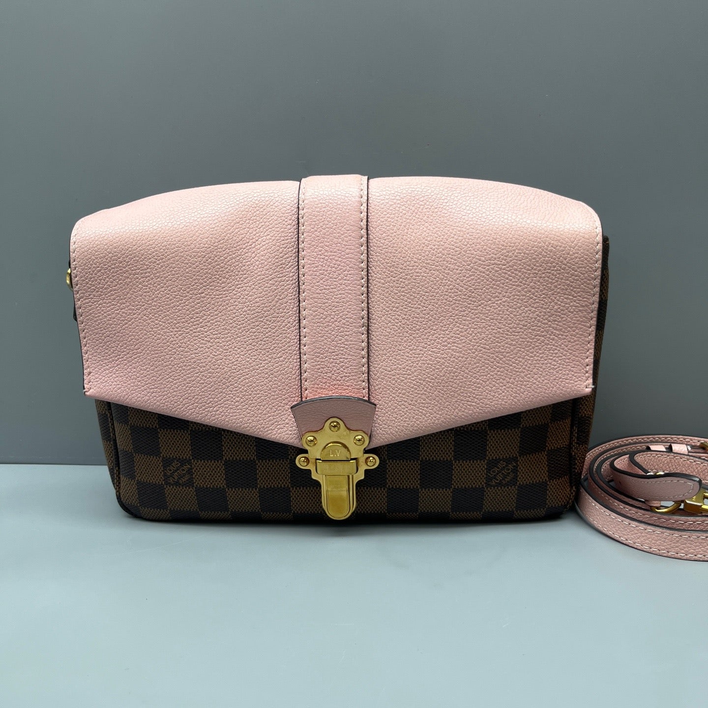 Louis Vuitton - Clapton Messenger Bag - Damier Ebene coated canvas and leather - Brown and Pink - (medium)