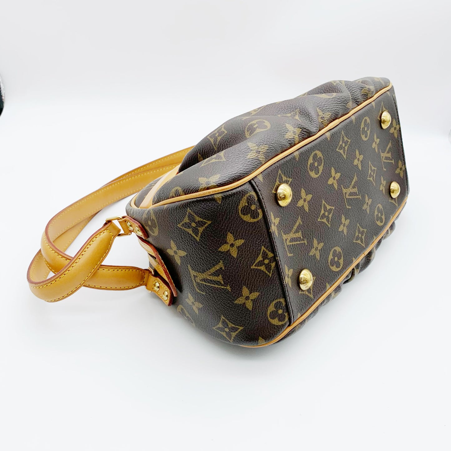 Louis Vuitton - Clara - Calfskin - Brown - (medium)
