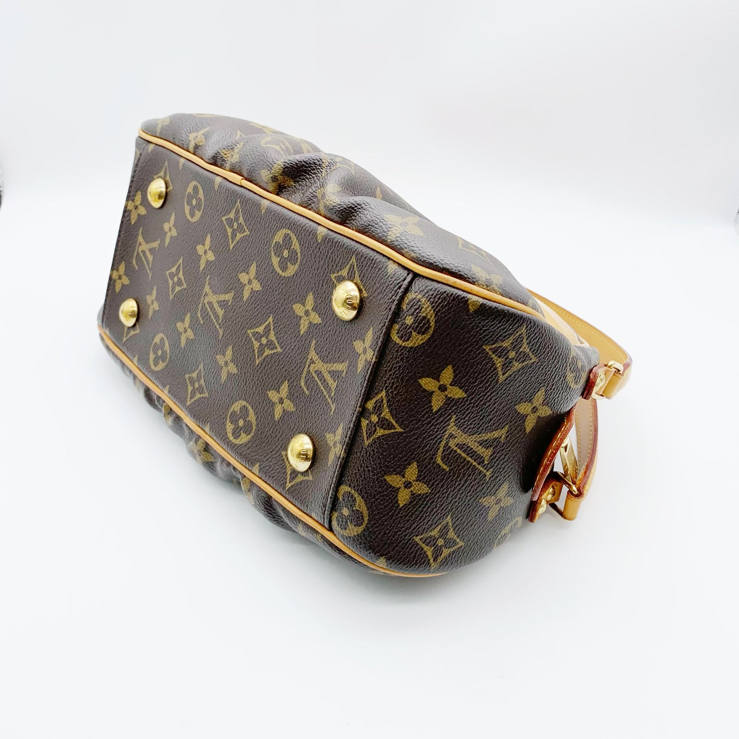 Louis Vuitton - Clara - Calfskin - Brown - (medium)