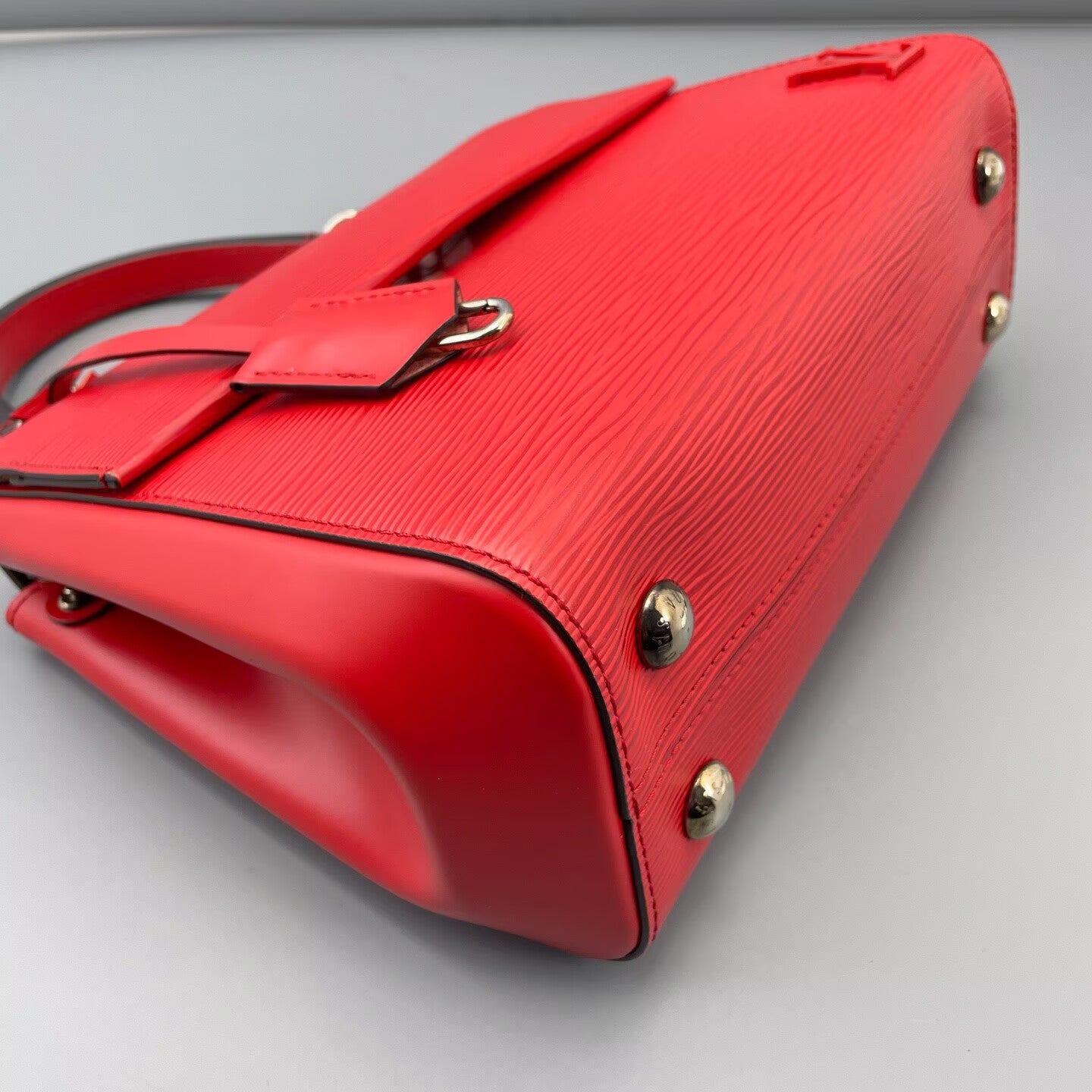 Louis Vuitton - Cluny BB - Epi leather - Red - (Small)