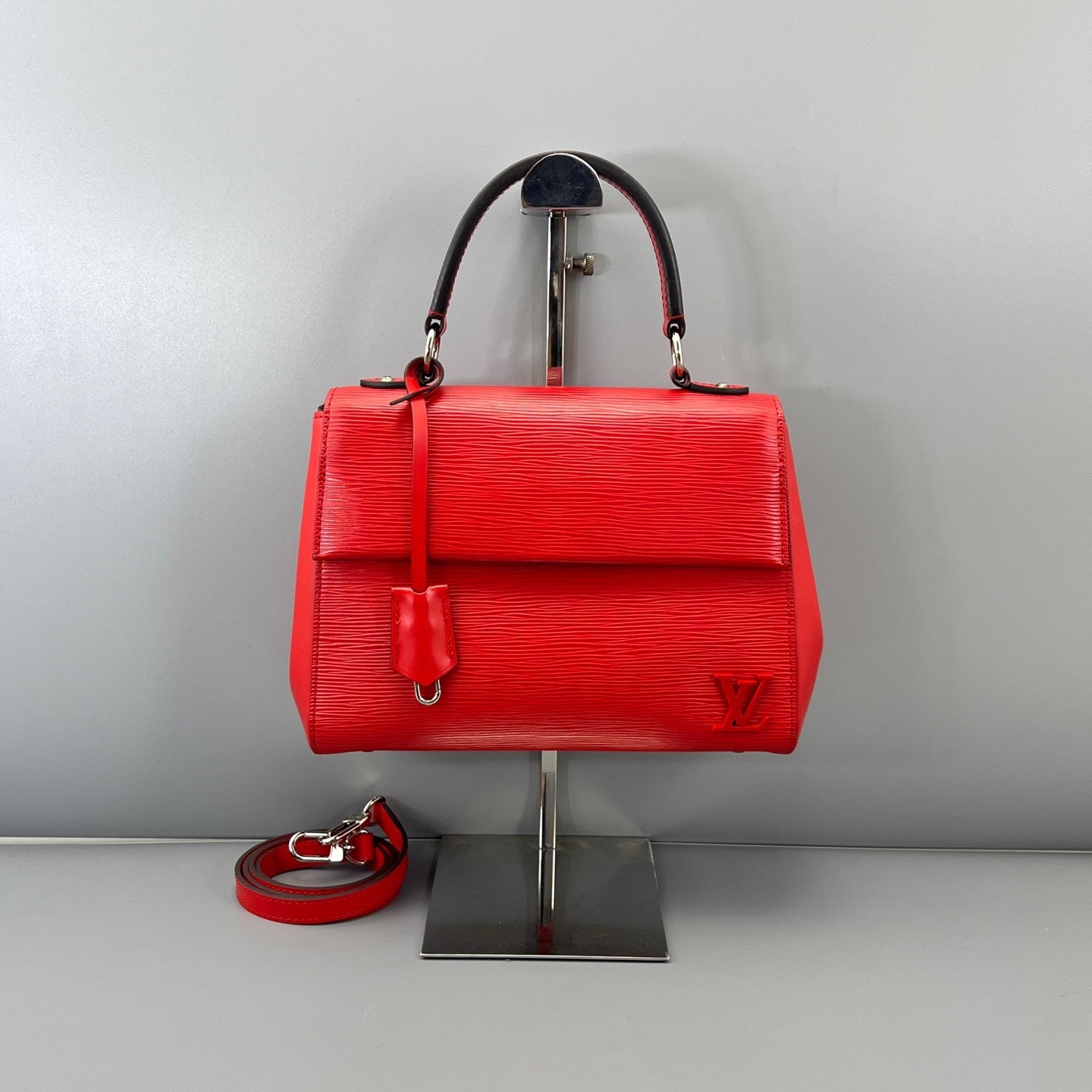 Louis Vuitton - Cluny BB - Epi leather - Red - (small)