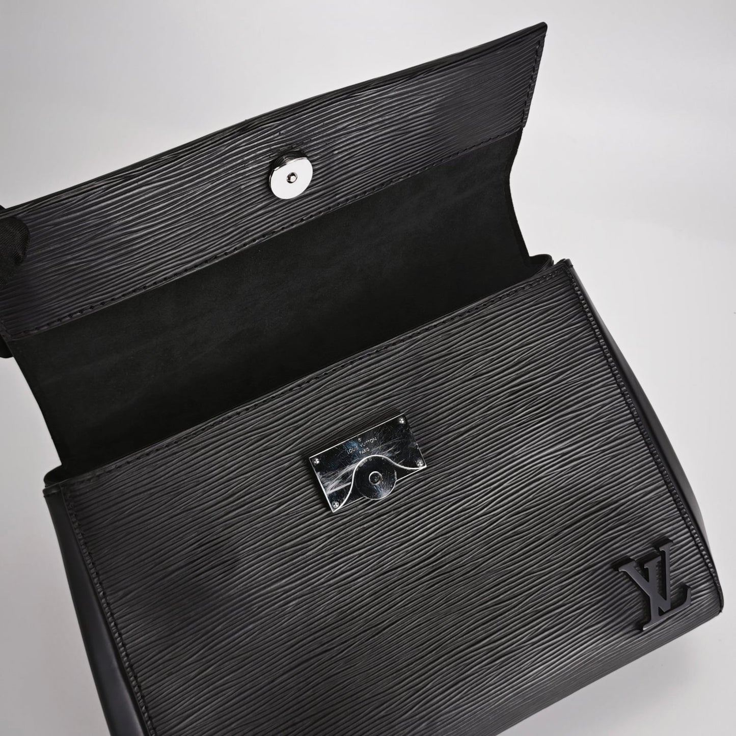Louis Vuitton - Cluny BB - Leather - Black - (medium)