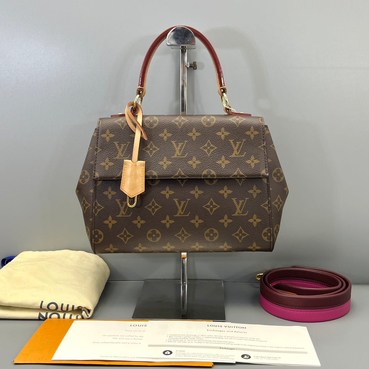 Louis Vuitton - Cluny BB - Leather - Brown - (small)