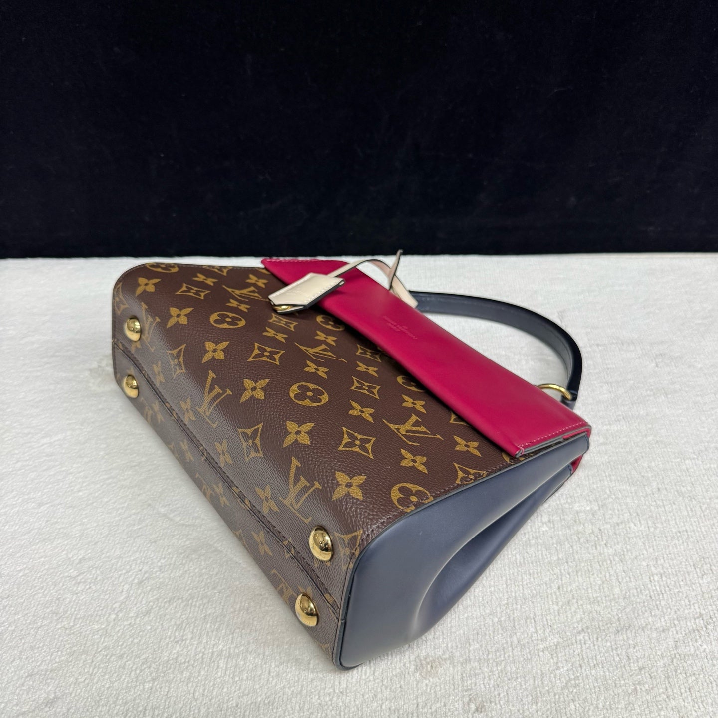 Louis Vuitton - Cluny BB - Leather - Multicolour - (medium)