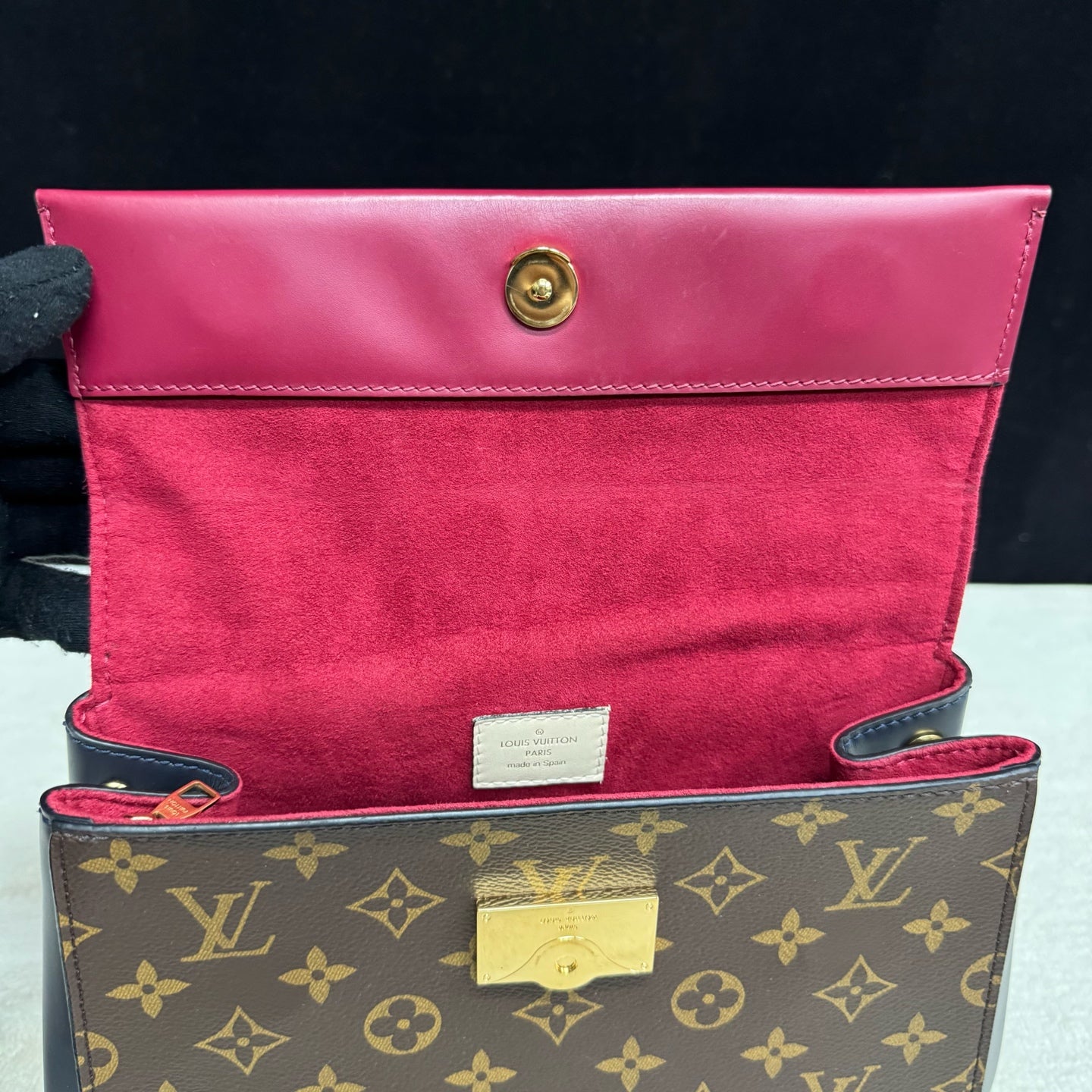 Louis Vuitton - Cluny BB - Leather - Multicolour - (medium)