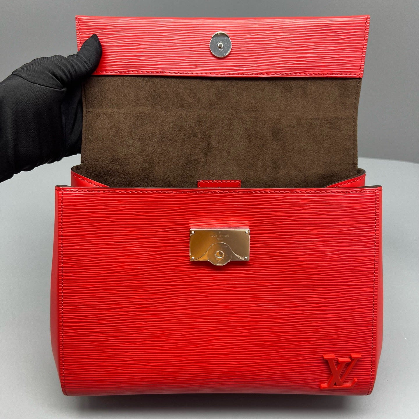 Louis Vuitton - Cluny BB - Leather - Red - (BB)