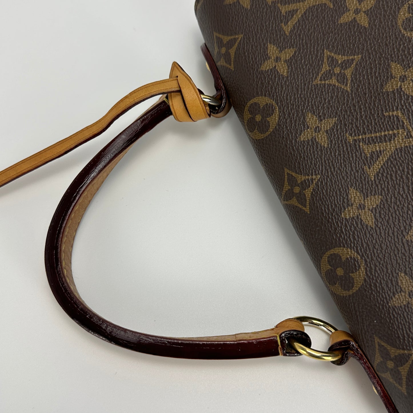Louis Vuitton - Cluny BB - Monogram canvas with cowhide leather trim - Brown - (small)