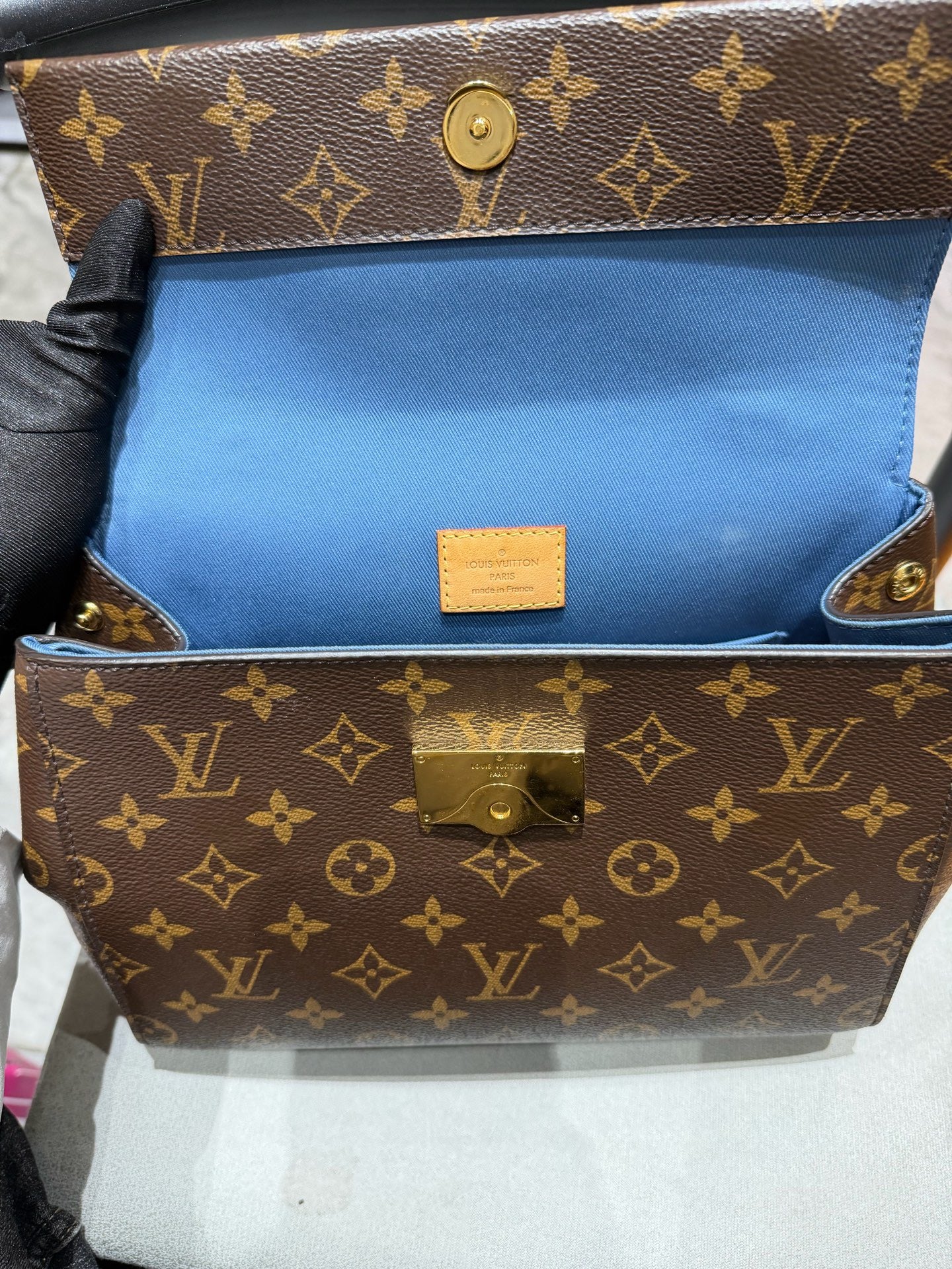Louis Vuitton - Cluny BB - Monogram coated canvas and cowhide leather - Brown - (Small)
