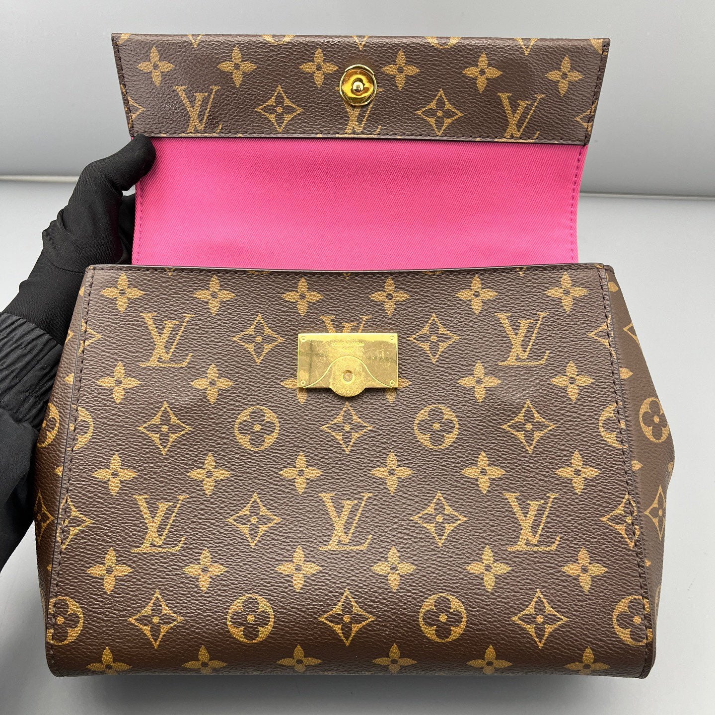 Louis Vuitton - Cluny BB - Monogram coated canvas with Vachetta leather trim - Brown - (Small)