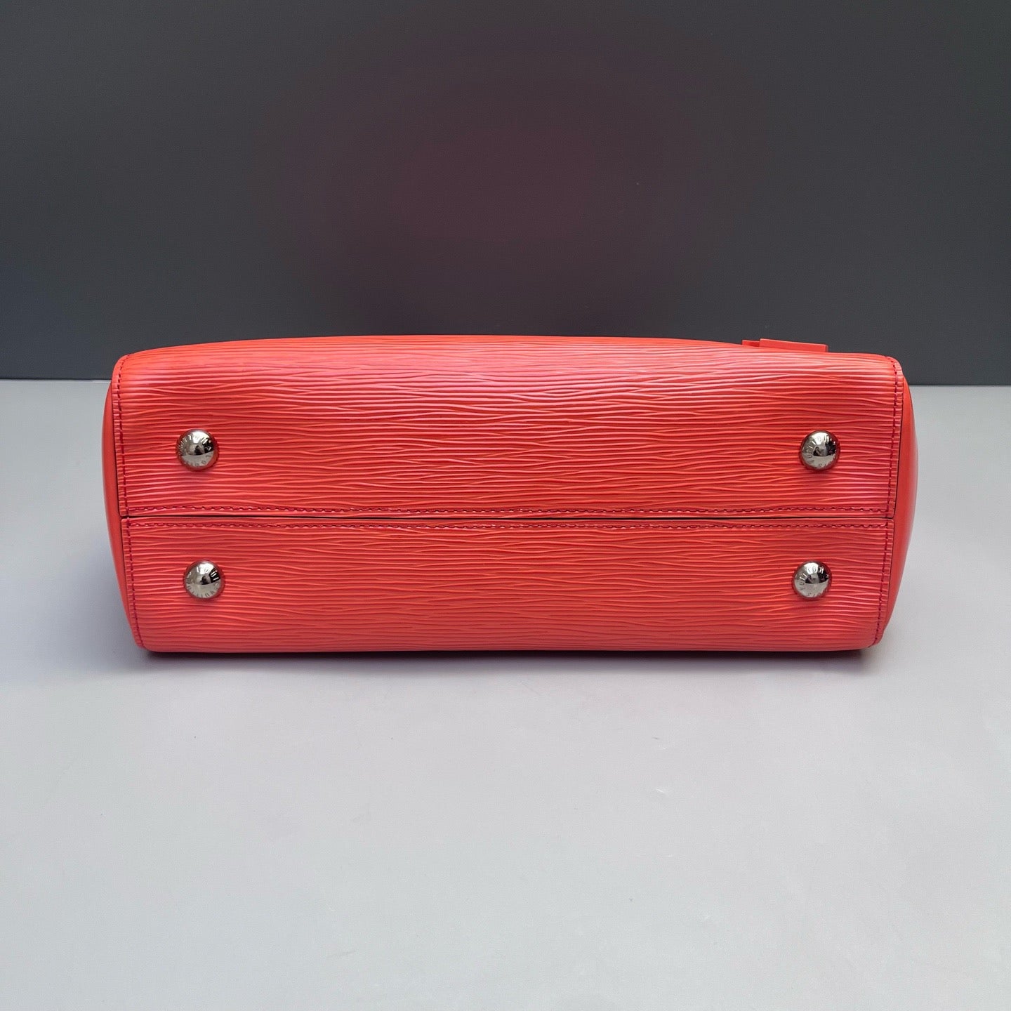 Louis Vuitton - Cluny - Epi Leather - Coral - (Medium)