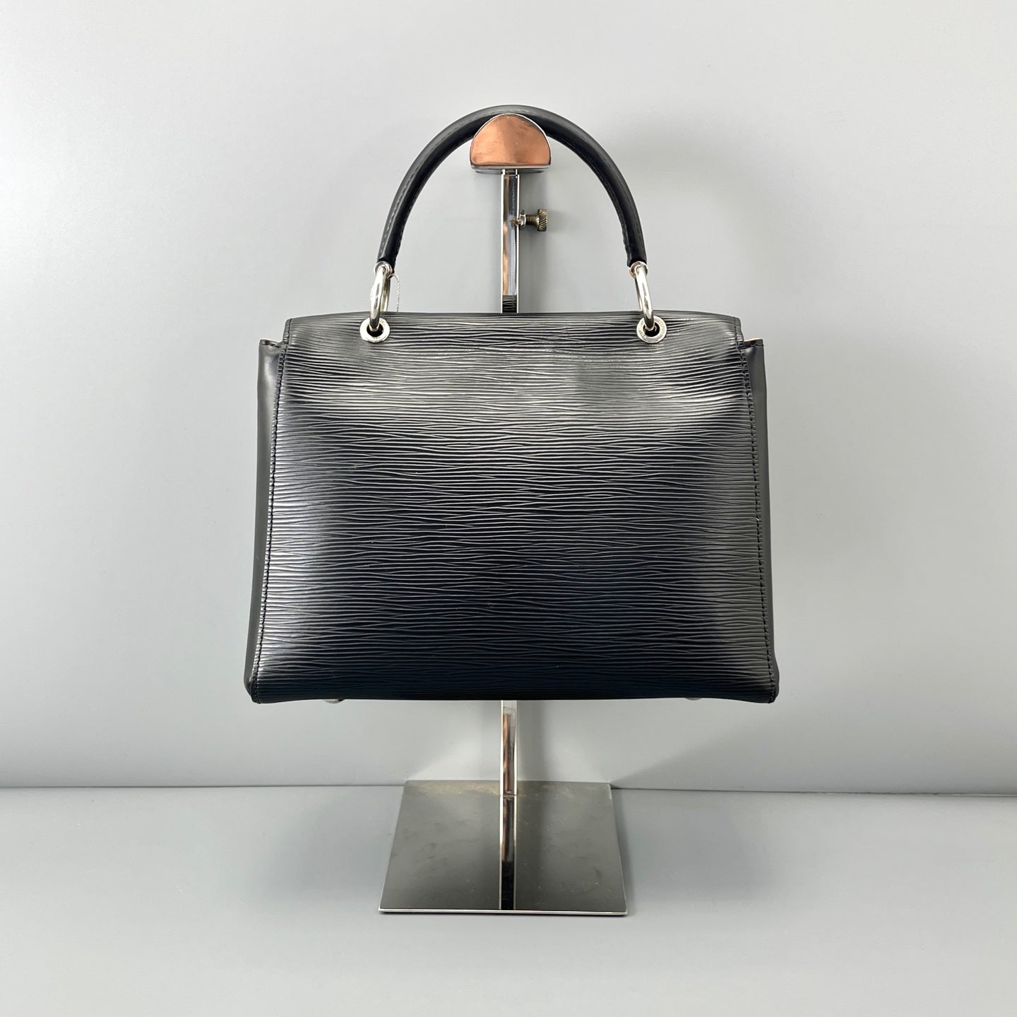 Louis Vuitton - Cluny - Leather - Black - (medium)