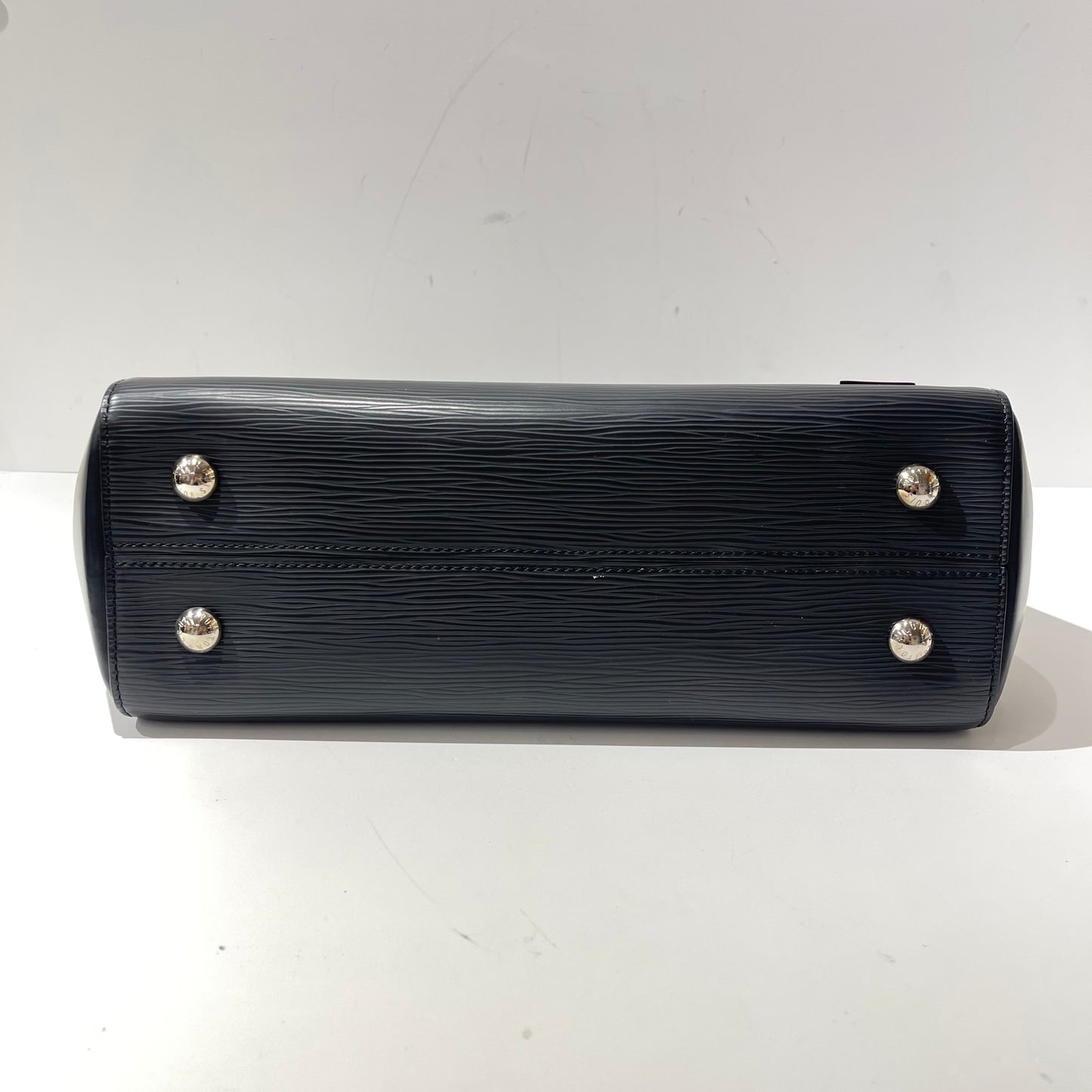 Louis Vuitton - Cluny - Leather - Black - (medium)