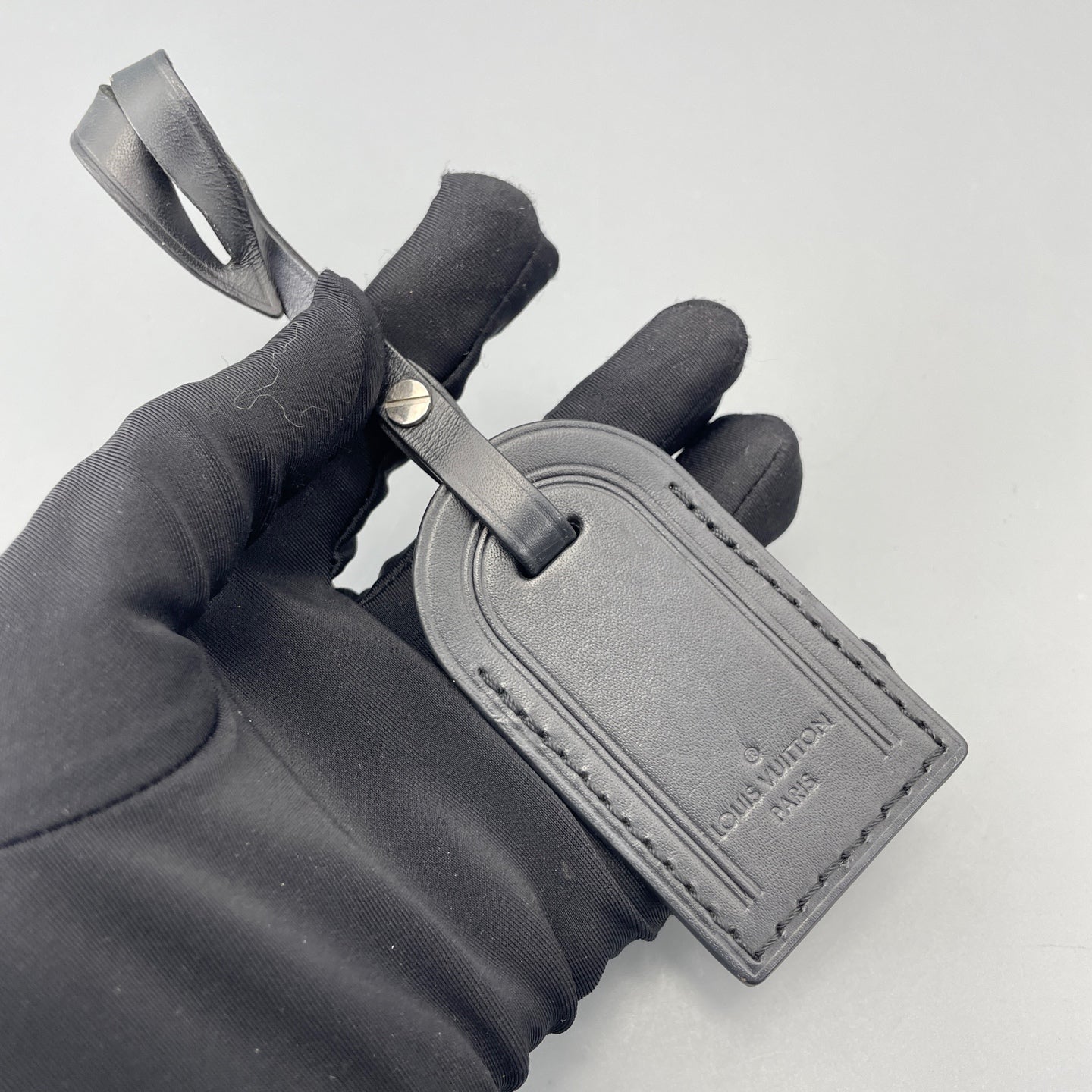 Louis Vuitton - Cluny - Leather - Black - (medium)