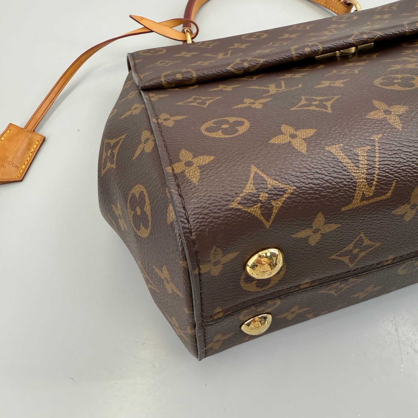 Louis Vuitton - Cluny - Leather - Brown - (medium)