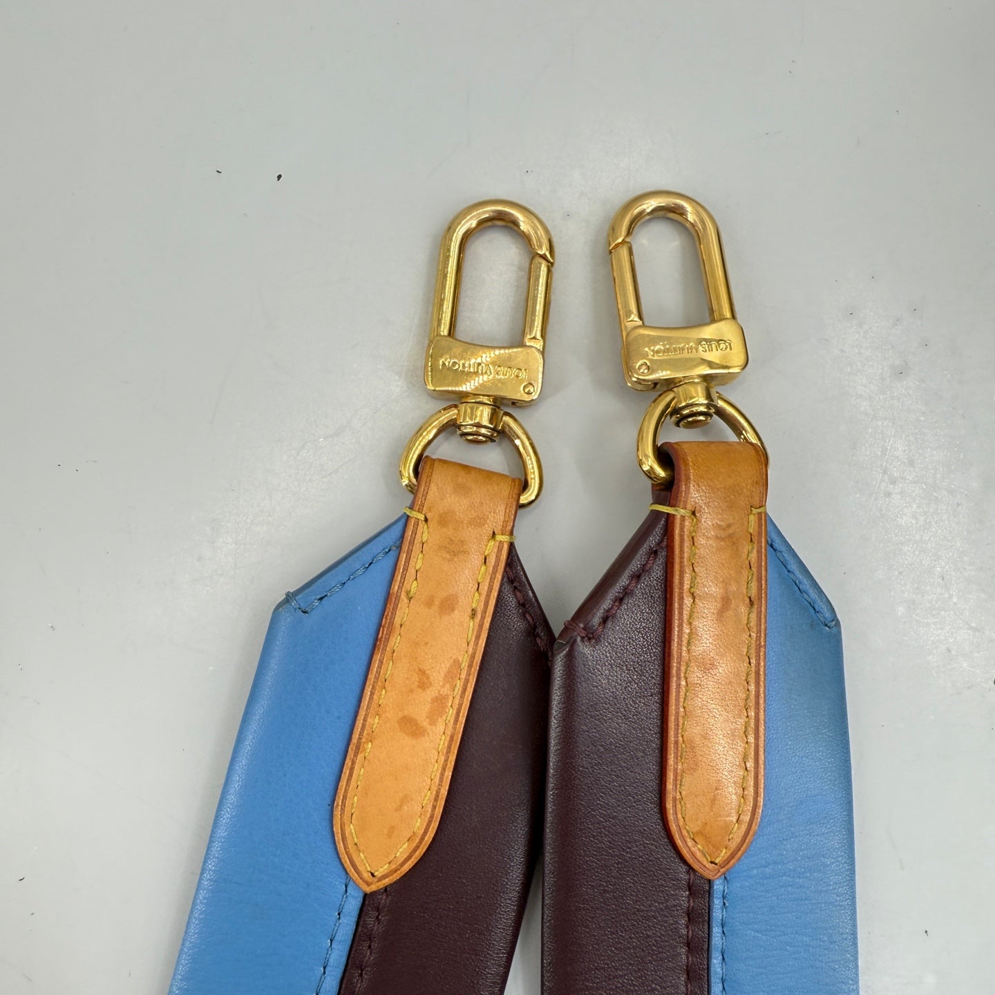 Louis Vuitton - Cluny - Leather - Brown - (medium)