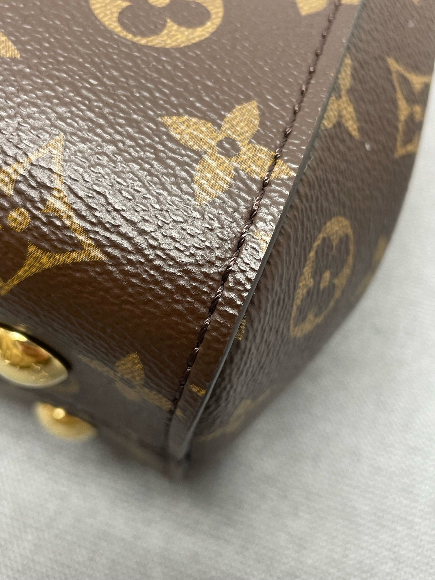 Louis Vuitton - Cluny - Leather - Brown - (medium)