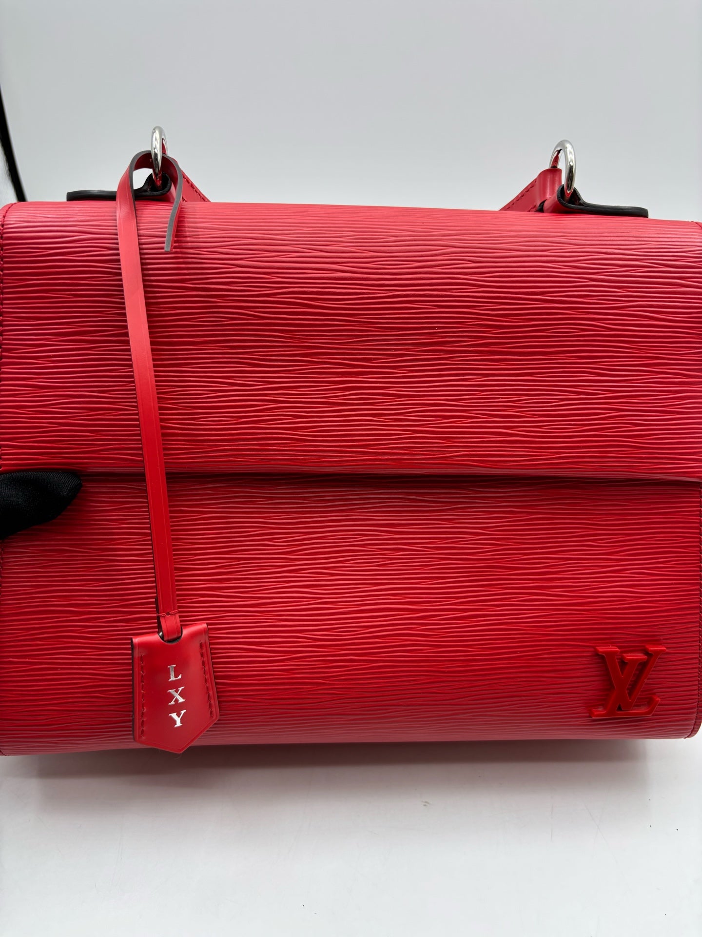 Louis Vuitton - Cluny - Leather - Red - (Medium)
