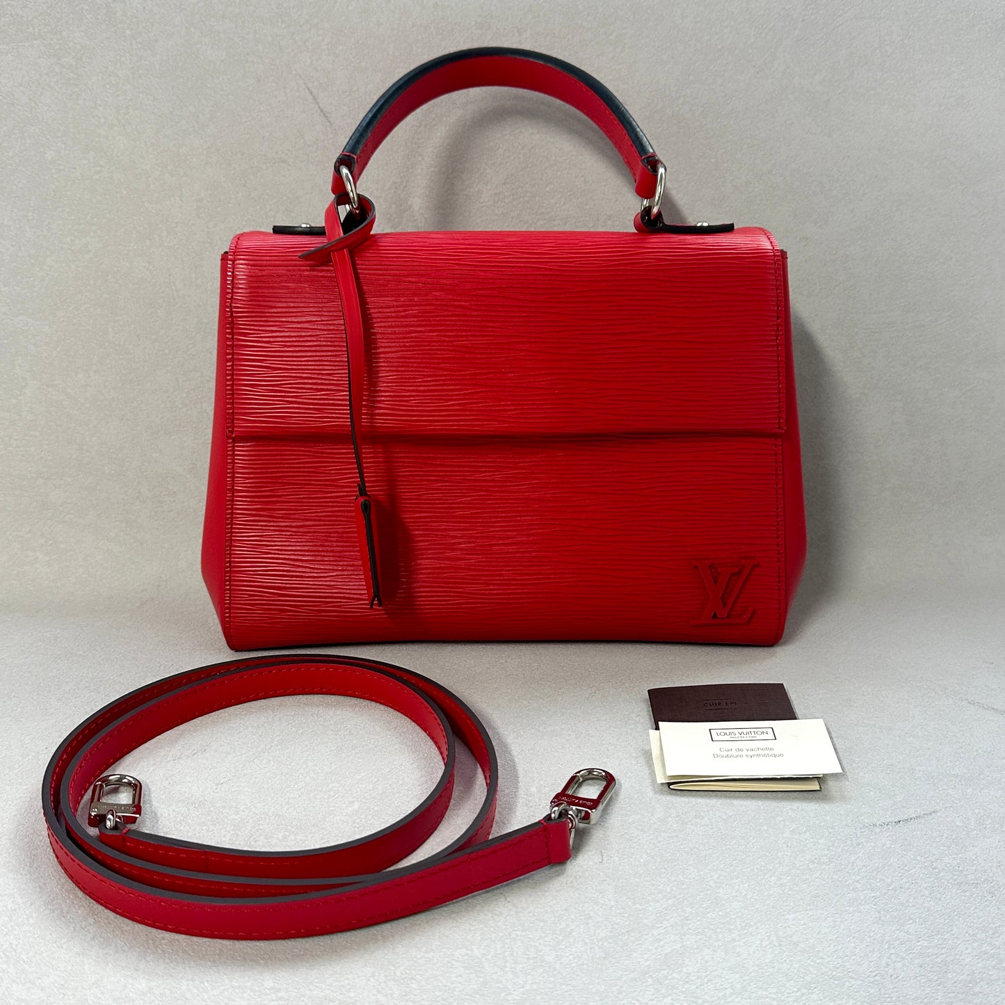 Louis Vuitton - Cluny - Leather - Red - (small)
