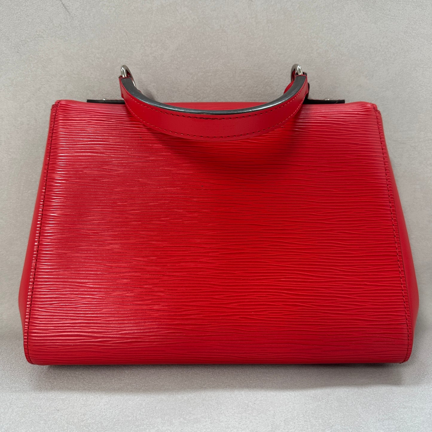 Louis Vuitton - Cluny - Leather - Red - (small)
