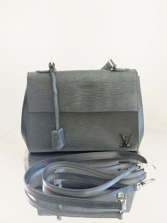 Louis Vuitton - Cluny MM - Epi leather - Black - (medium)