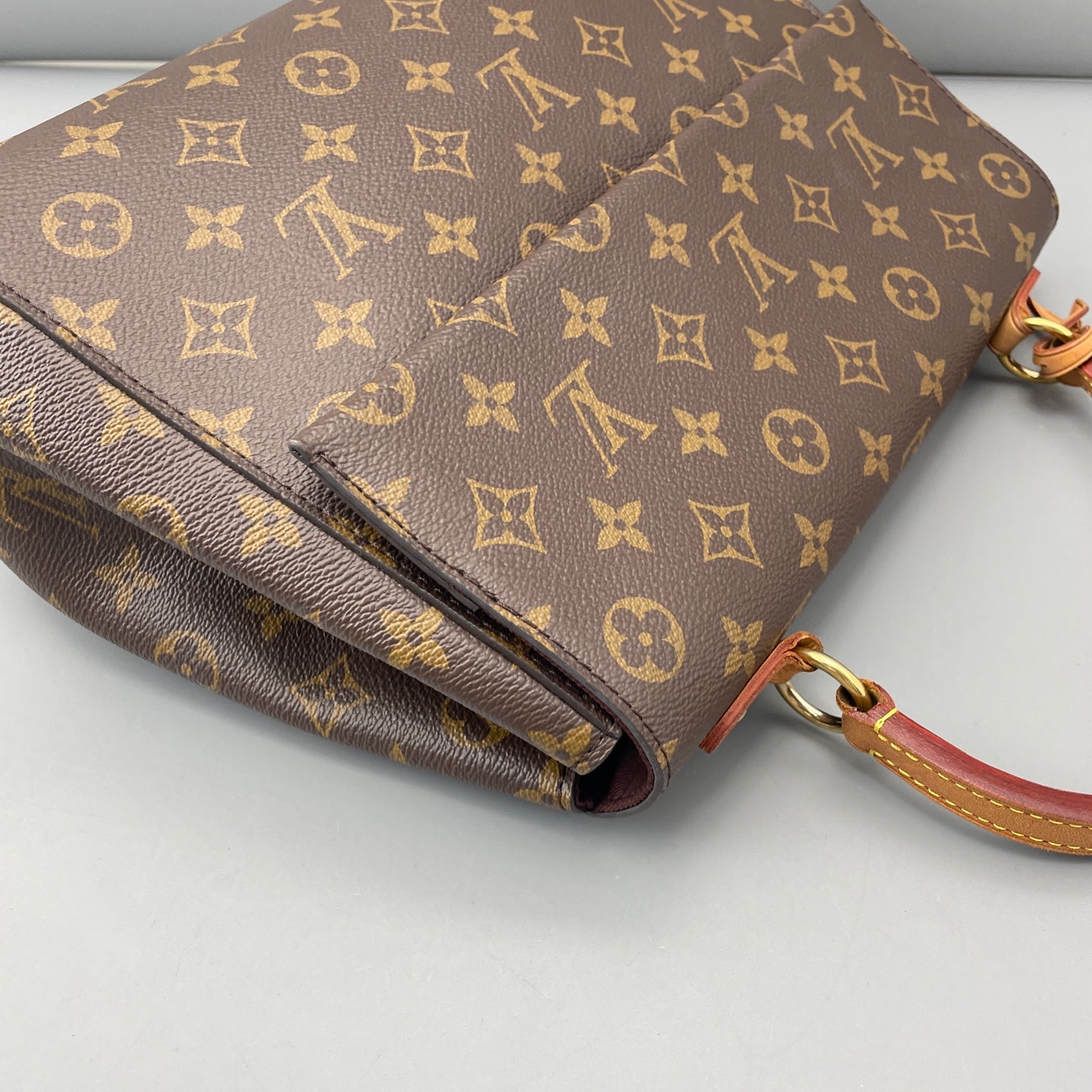 Louis Vuitton - Cluny MM - Synthetic - Brown - (medium)