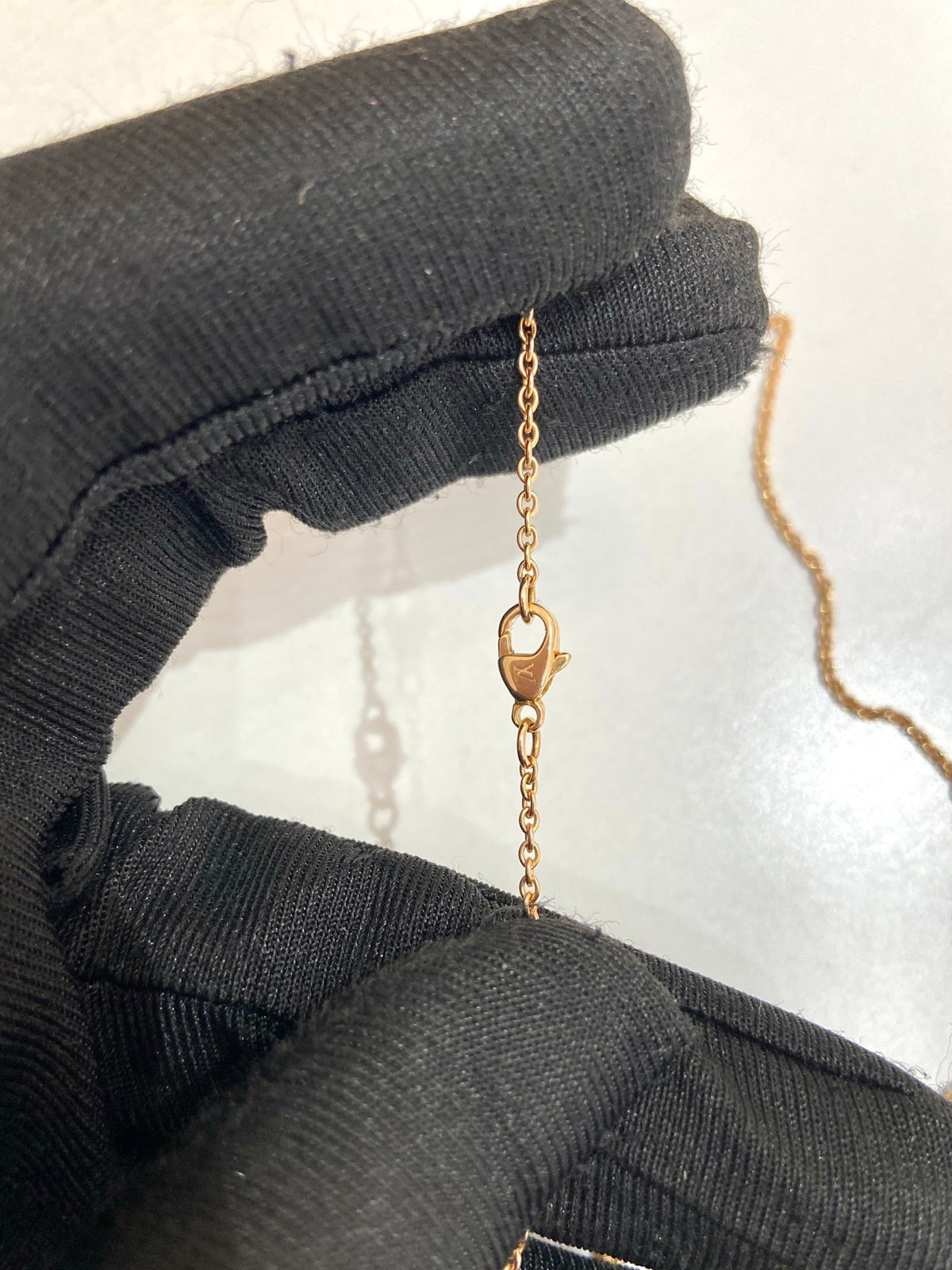 Louis Vuitton - Color Blossom - 18k pink gold and white mother-of-pearl - Gold