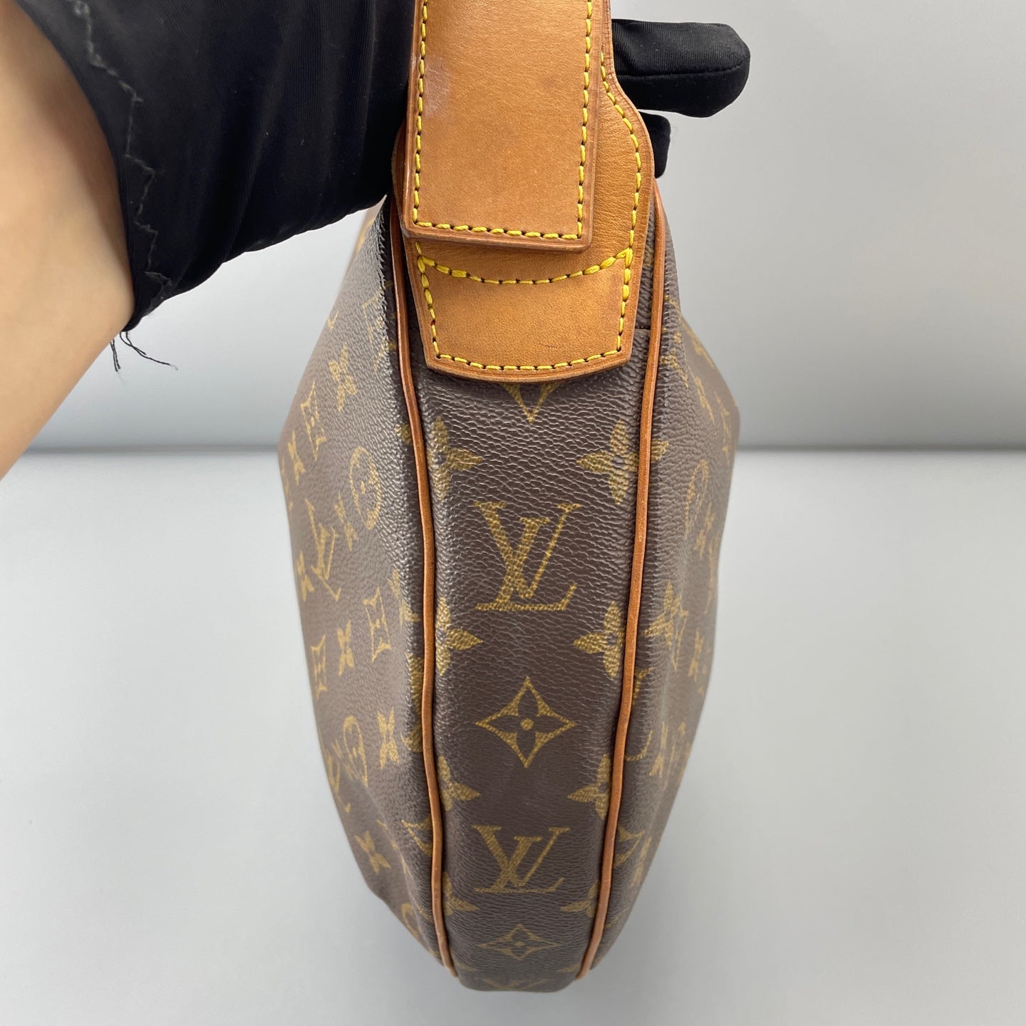 Louis Vuitton - Croissant - Synthetic - Brown - (large)