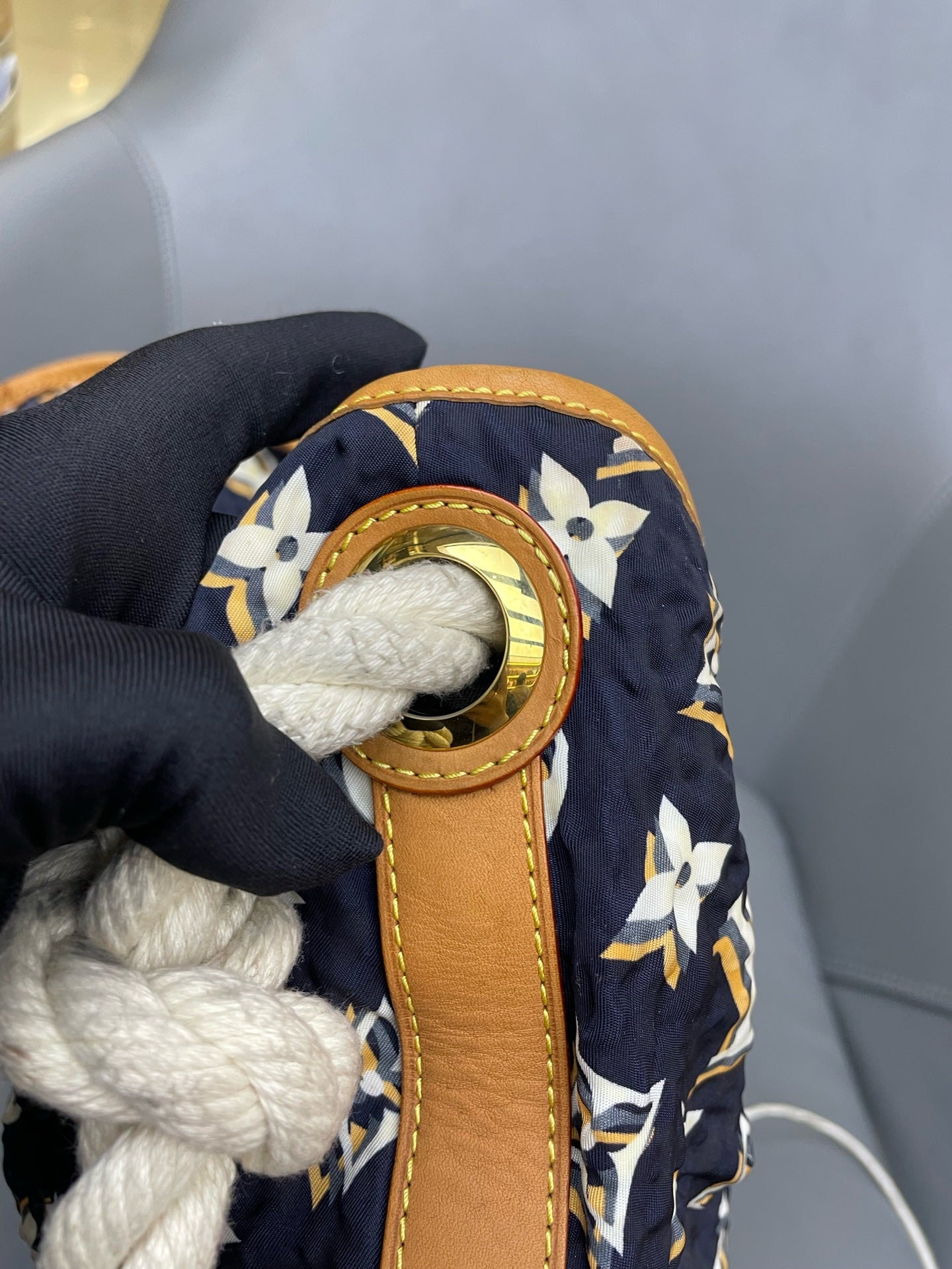 Louis Vuitton - Cruise Knot Hobo Phantom Monogram - Quilted synthetic textile with Monogram pattern, natural cowhide leather (Vachetta) trim, and cotton rope handles - Navy with Multicolour Monogram - (medium)