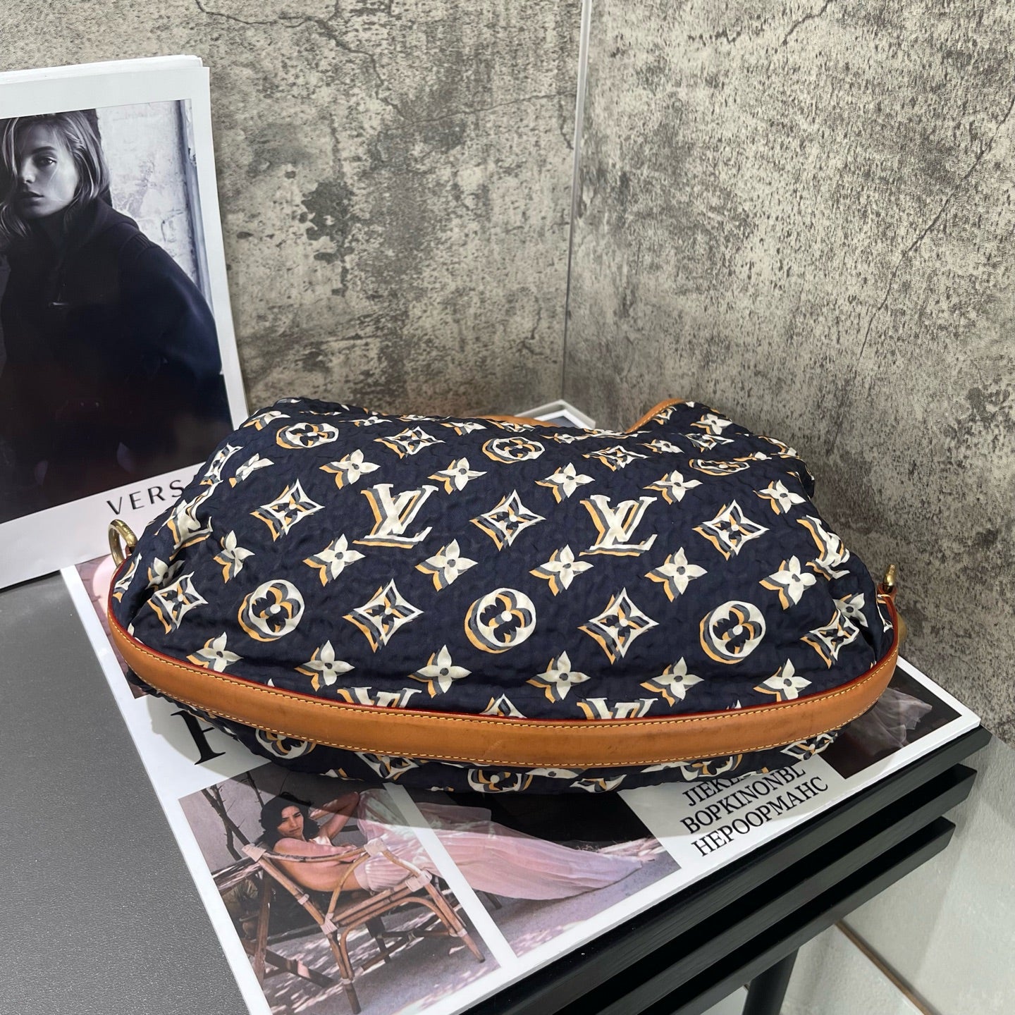 Louis Vuitton - Cruise Knot Hobo Phantom Monogram - Quilted synthetic textile with Monogram pattern, natural cowhide leather (Vachetta) trim, and cotton rope handles - Navy with Multicolour Monogram - (medium)