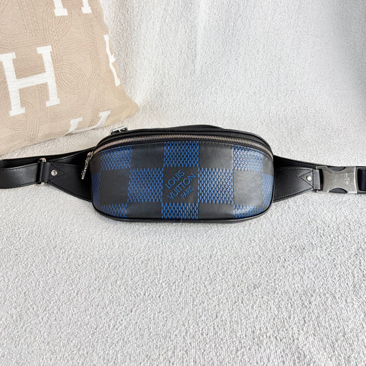 Louis Vuitton - Damier Infini Bumbag - Leather - Multicolour - (medium)