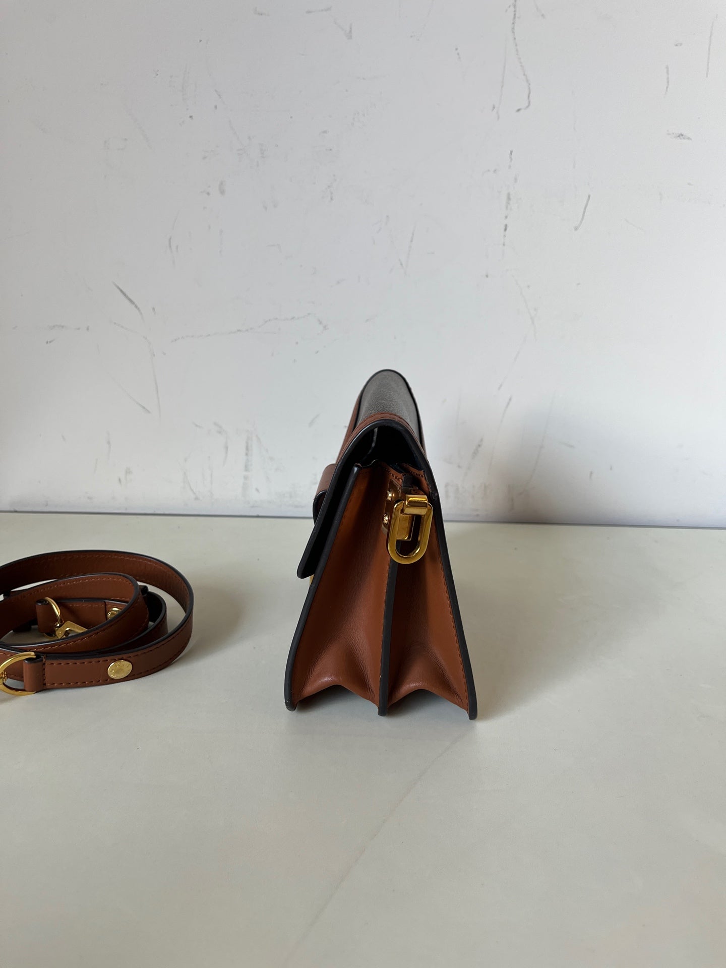 Louis Vuitton - Daphne - Leather - Brown - (Small)