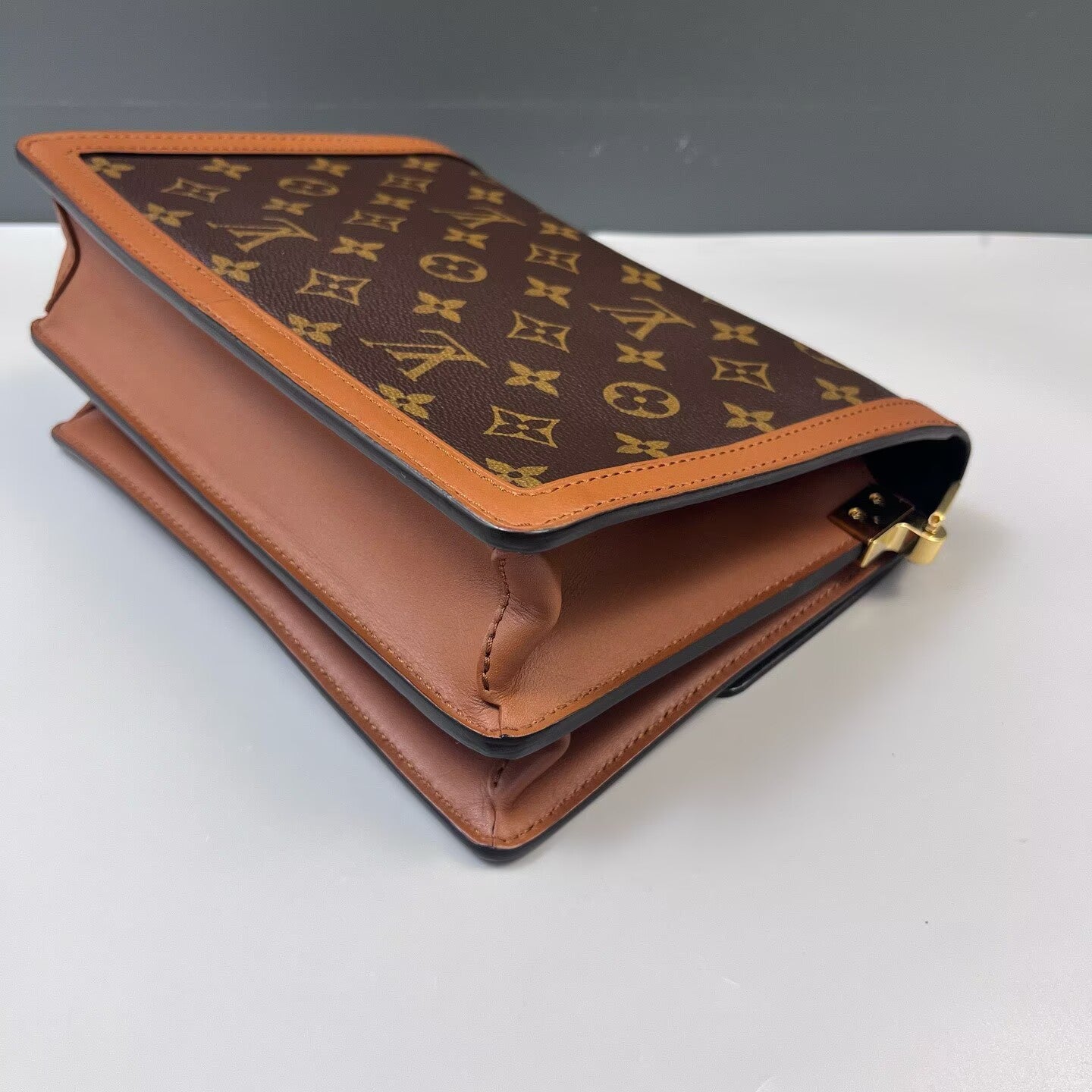 Louis Vuitton - Dauphine - Coated Canvas with Leather Trim - Brown - (medium)