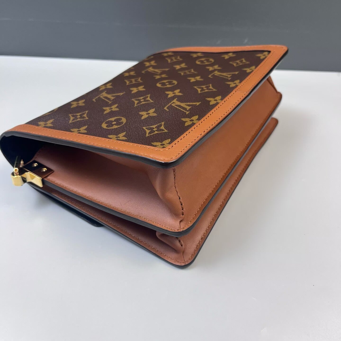 Louis Vuitton - Dauphine - Coated Canvas with Leather Trim - Brown - (medium)