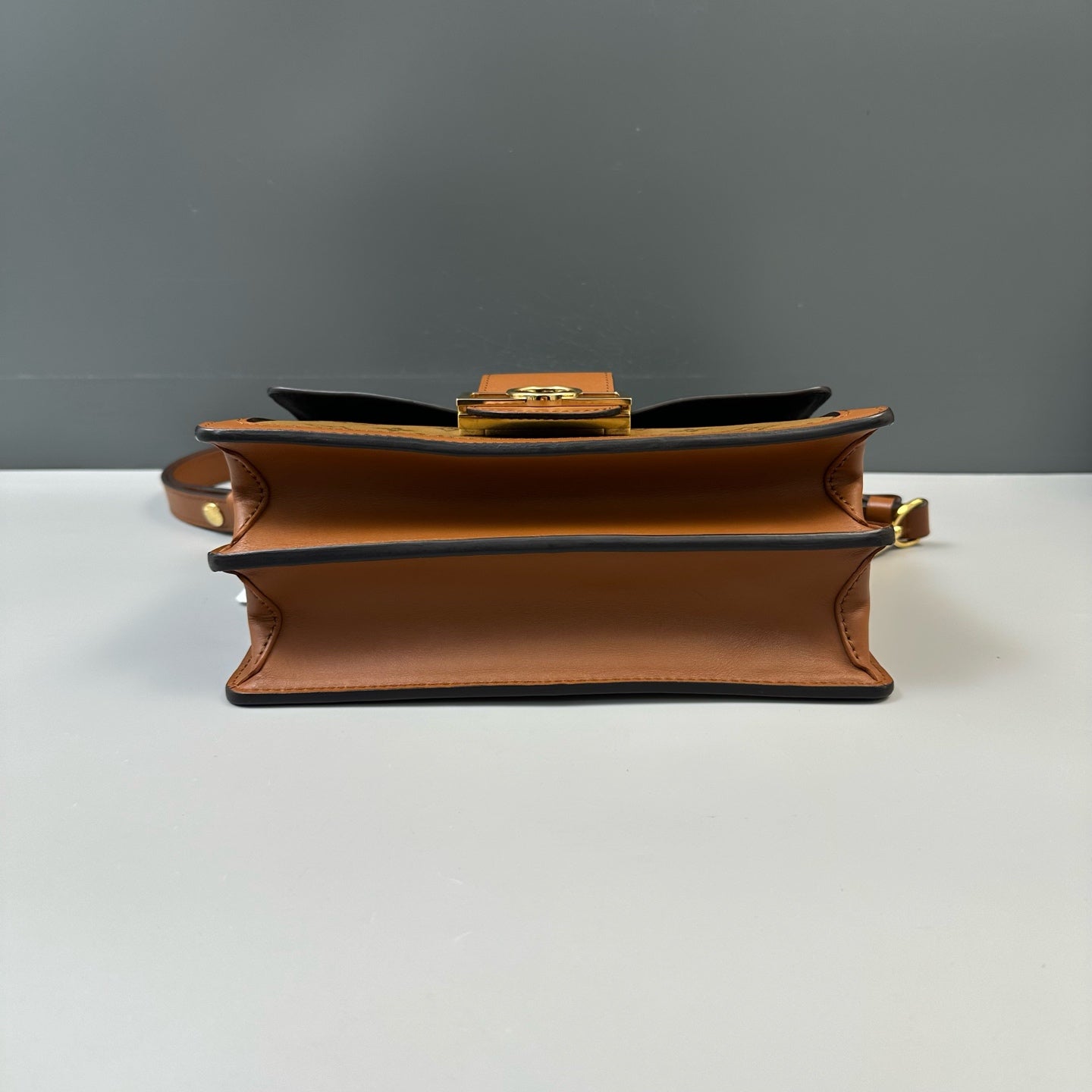 Louis Vuitton - Dauphine - Leather - Brown - (medium)