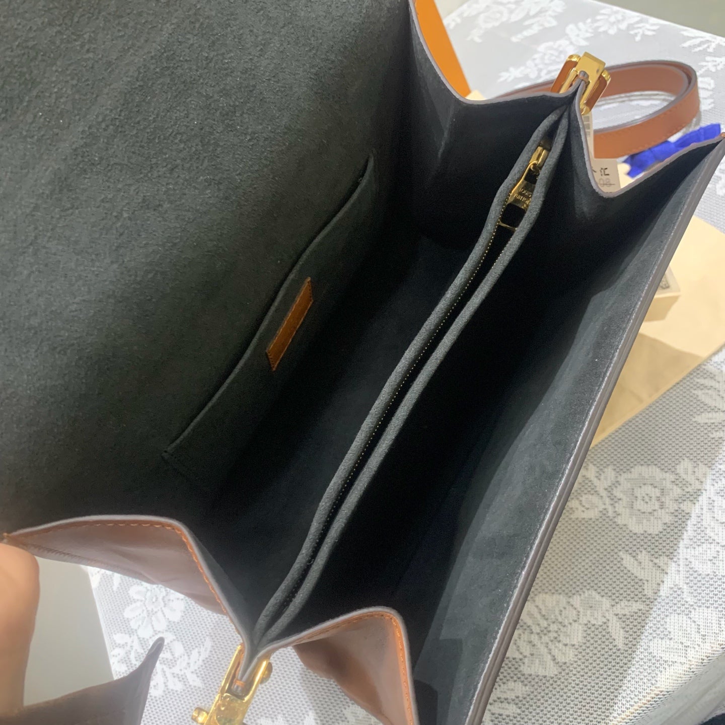 Louis Vuitton - Dauphine - Leather - Brown - (medium)