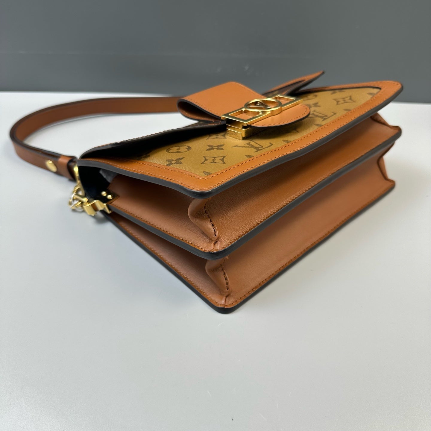 Louis Vuitton - Dauphine - Leather - Brown - (medium)