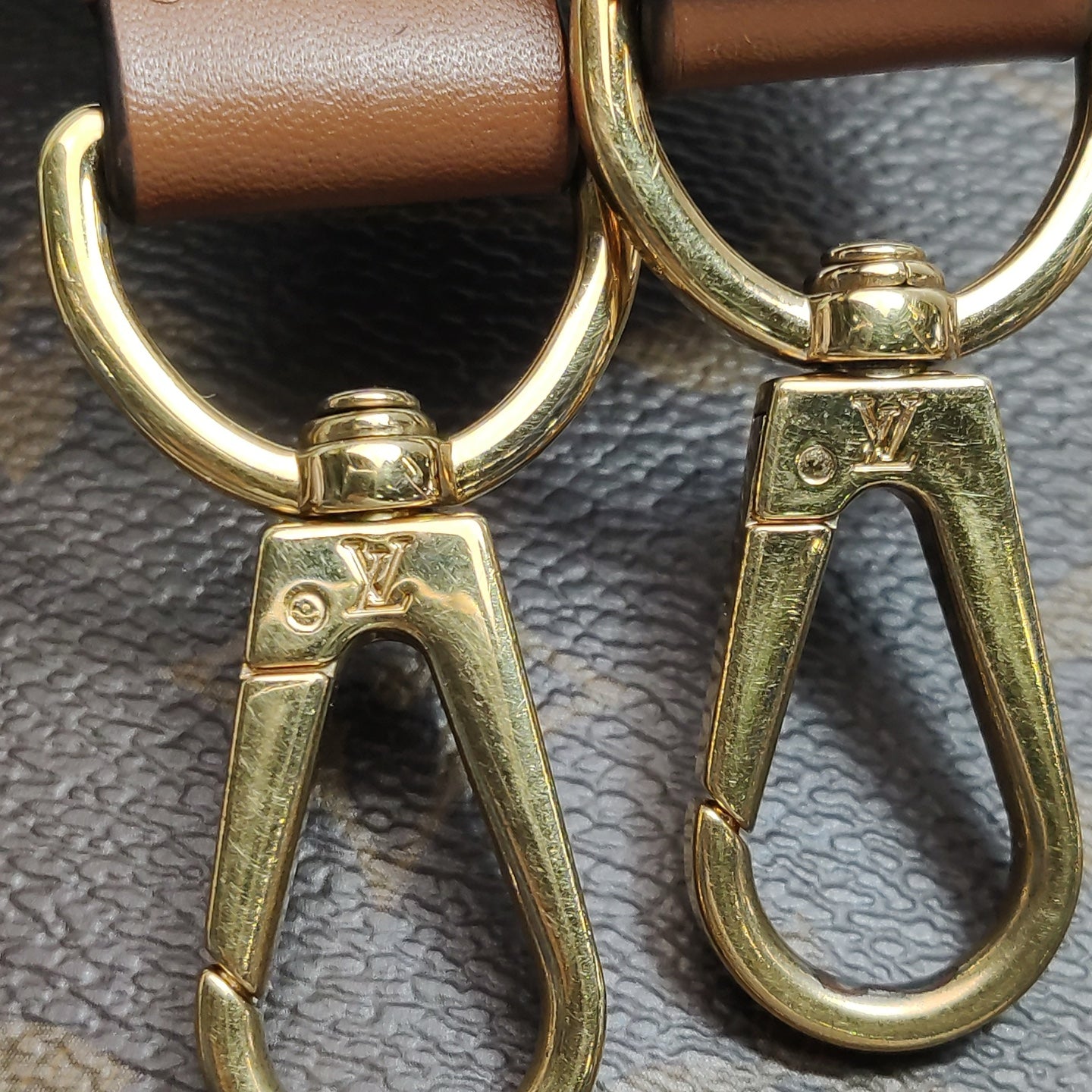 Louis Vuitton - Dauphine - Leather - Brown - (medium)