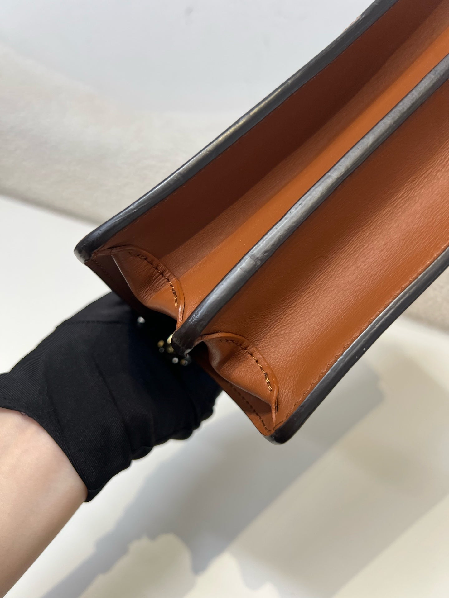 Louis Vuitton - Dauphine - Leather - Brown - (medium)