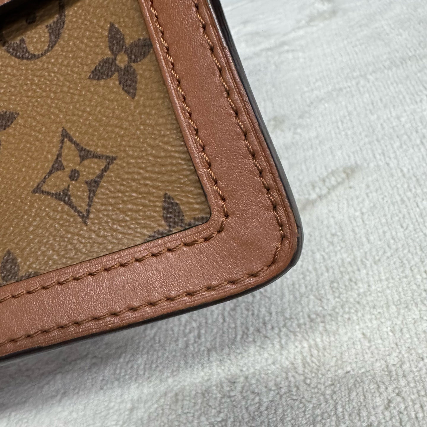 Louis Vuitton - Dauphine - Leather - Brown - (medium)