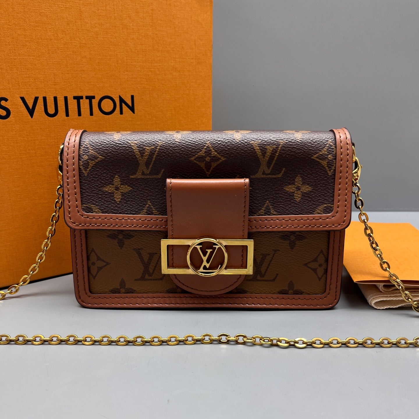 Louis Vuitton - Dauphine - Leather - Brown - (mini)