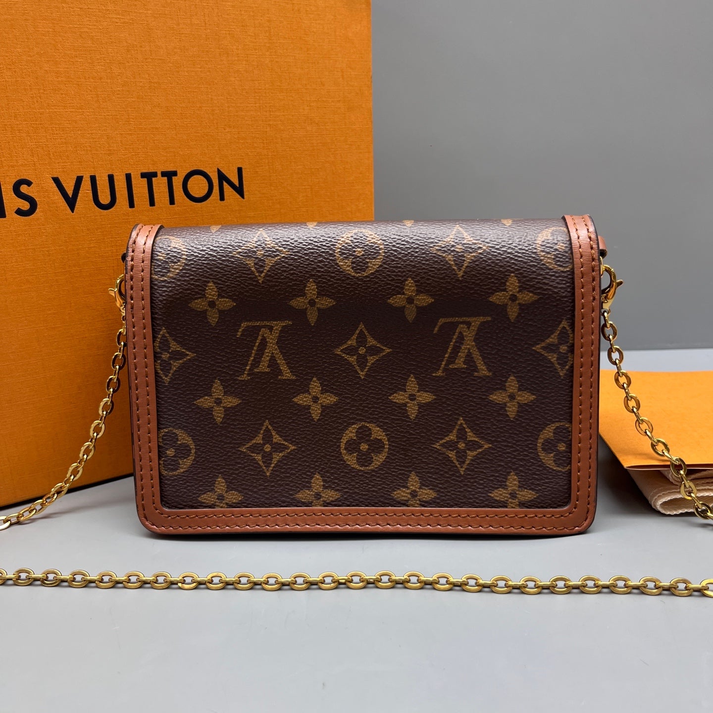 Louis Vuitton - Dauphine - Leather - Brown - (mini)