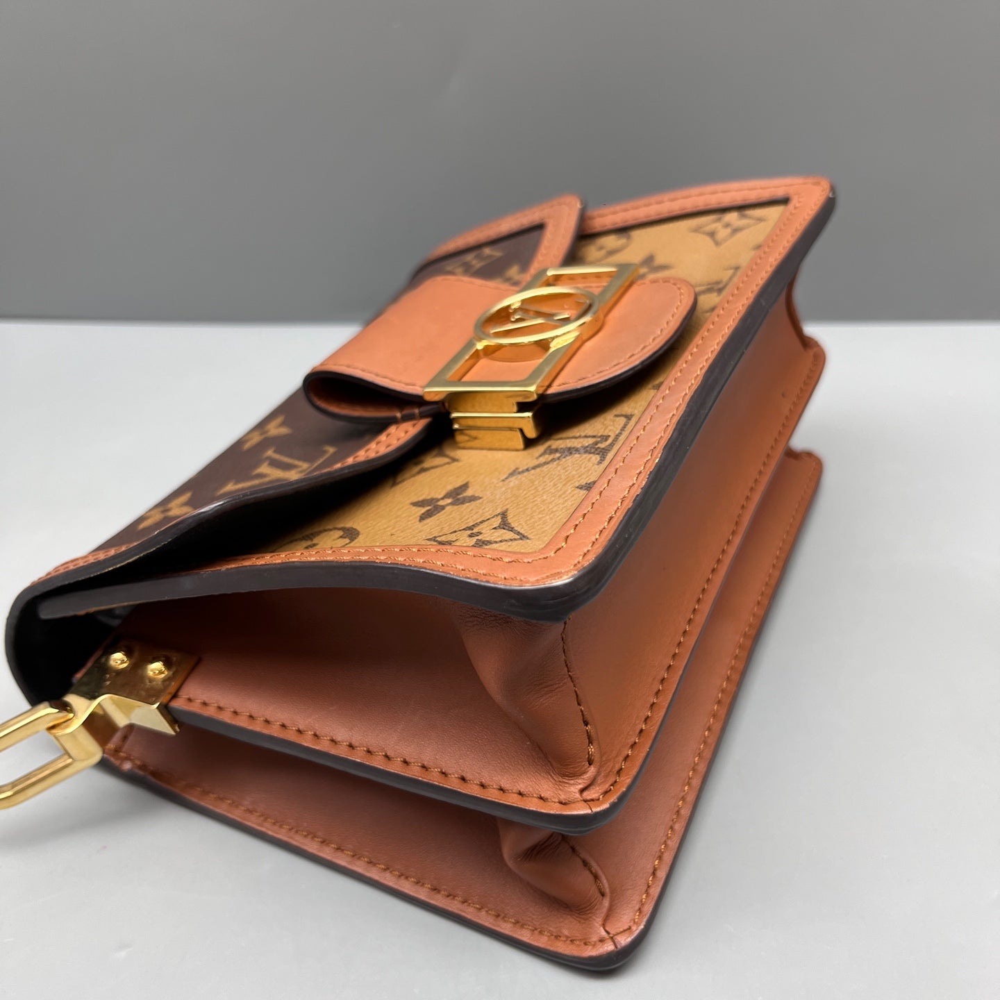 Louis Vuitton - Dauphine - Leather - Brown - (mini)
