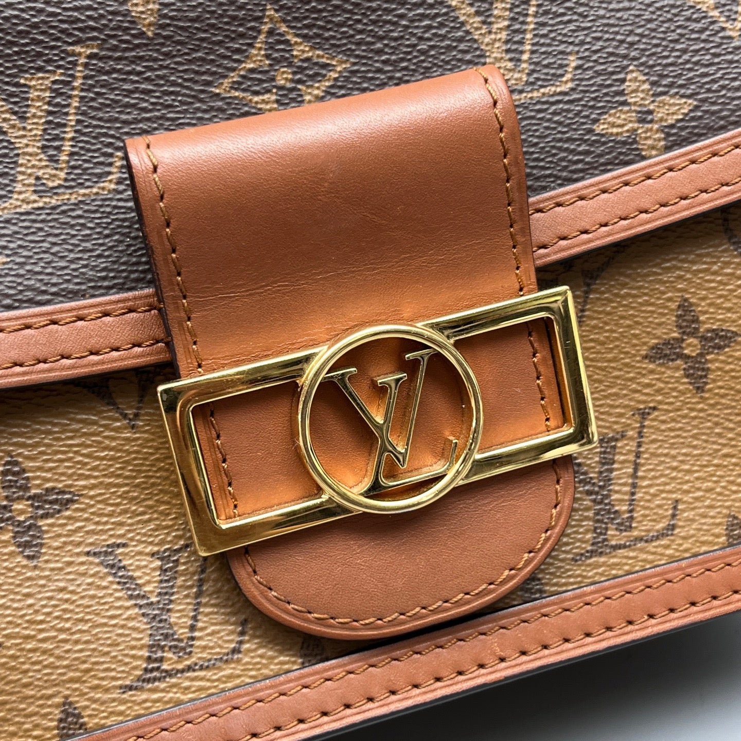 Louis Vuitton - Dauphine - Leather - Brown - (mini)