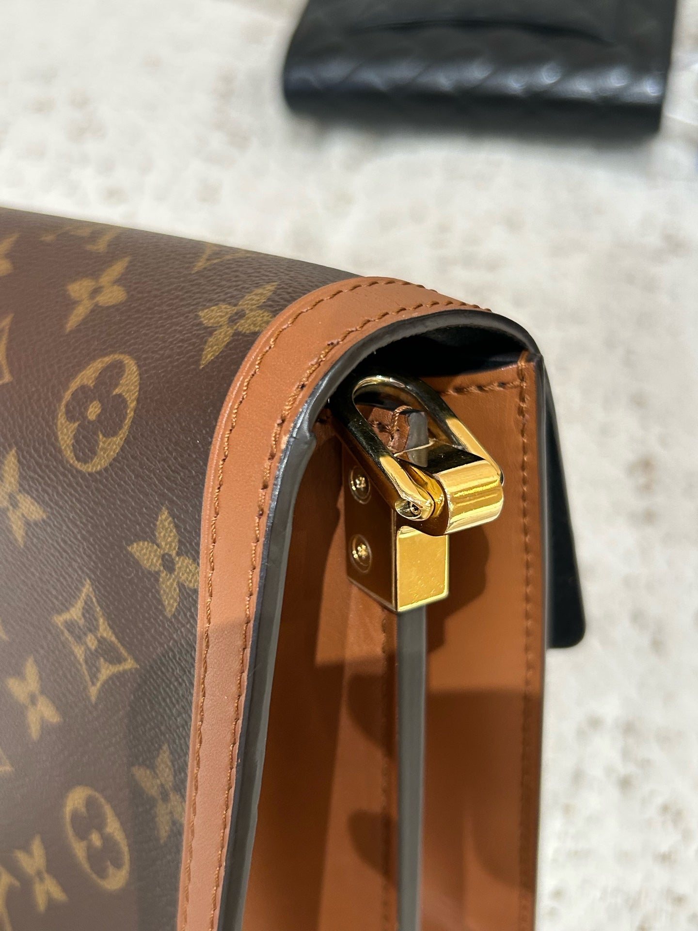 Louis Vuitton - Dauphine - Leather - Brown - (mini)