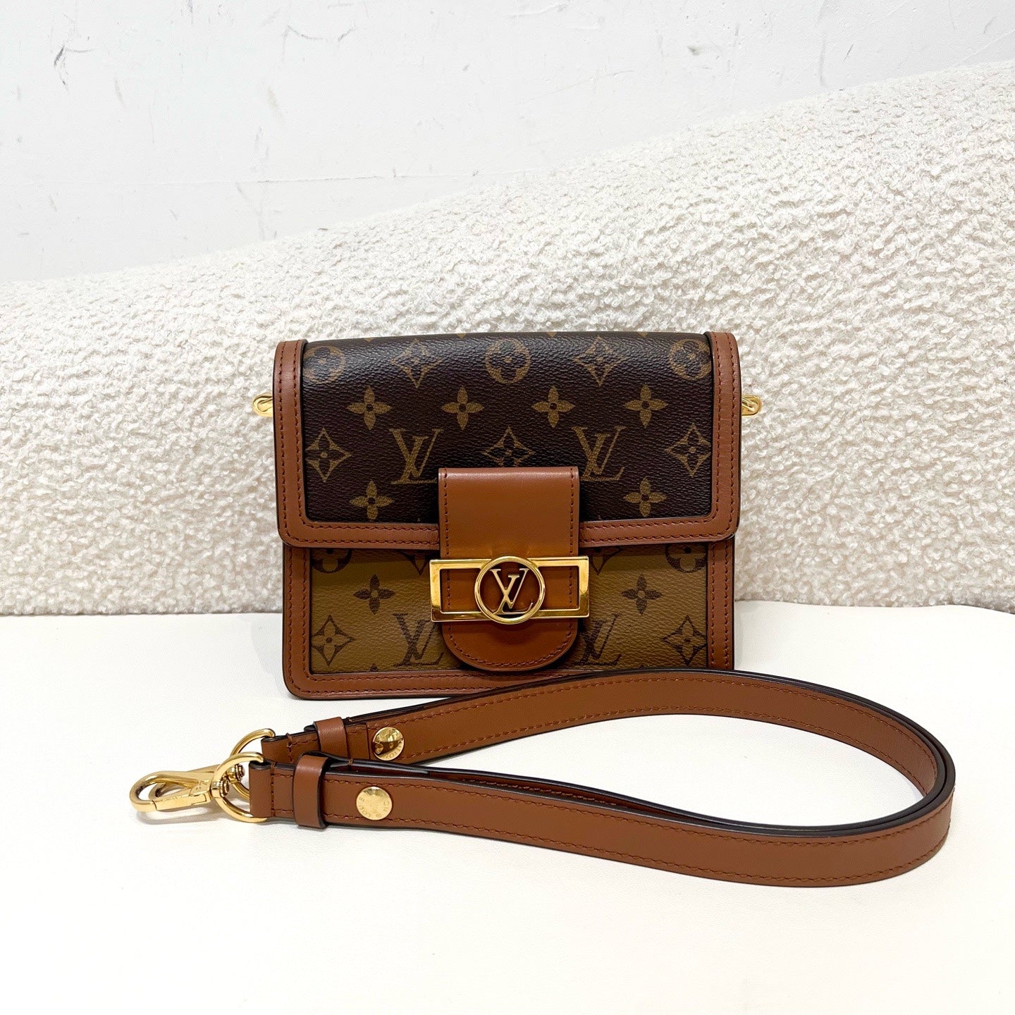 Louis Vuitton - Dauphine - Leather - Brown - (small)